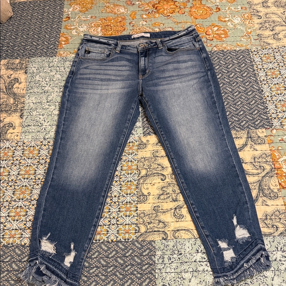 KanCan Women's Distressed Ankle Jeans in Blue